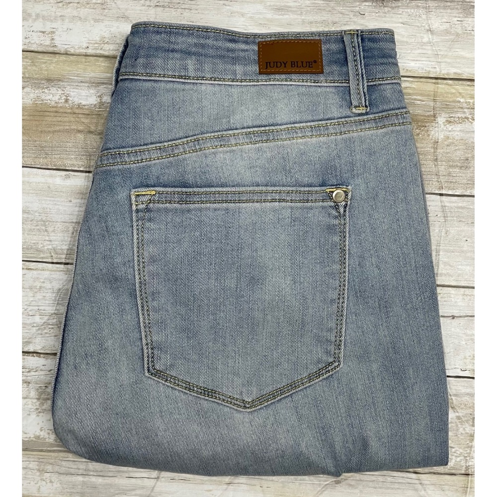 Judy Blue Jeans Size 9/29 Light Wash High Rise Raw Hem Wide Leg Straight Fit - Picture 1 of 9
